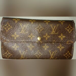 Louis Vuitton Brown Monogram Women's Long Snap Wallet
